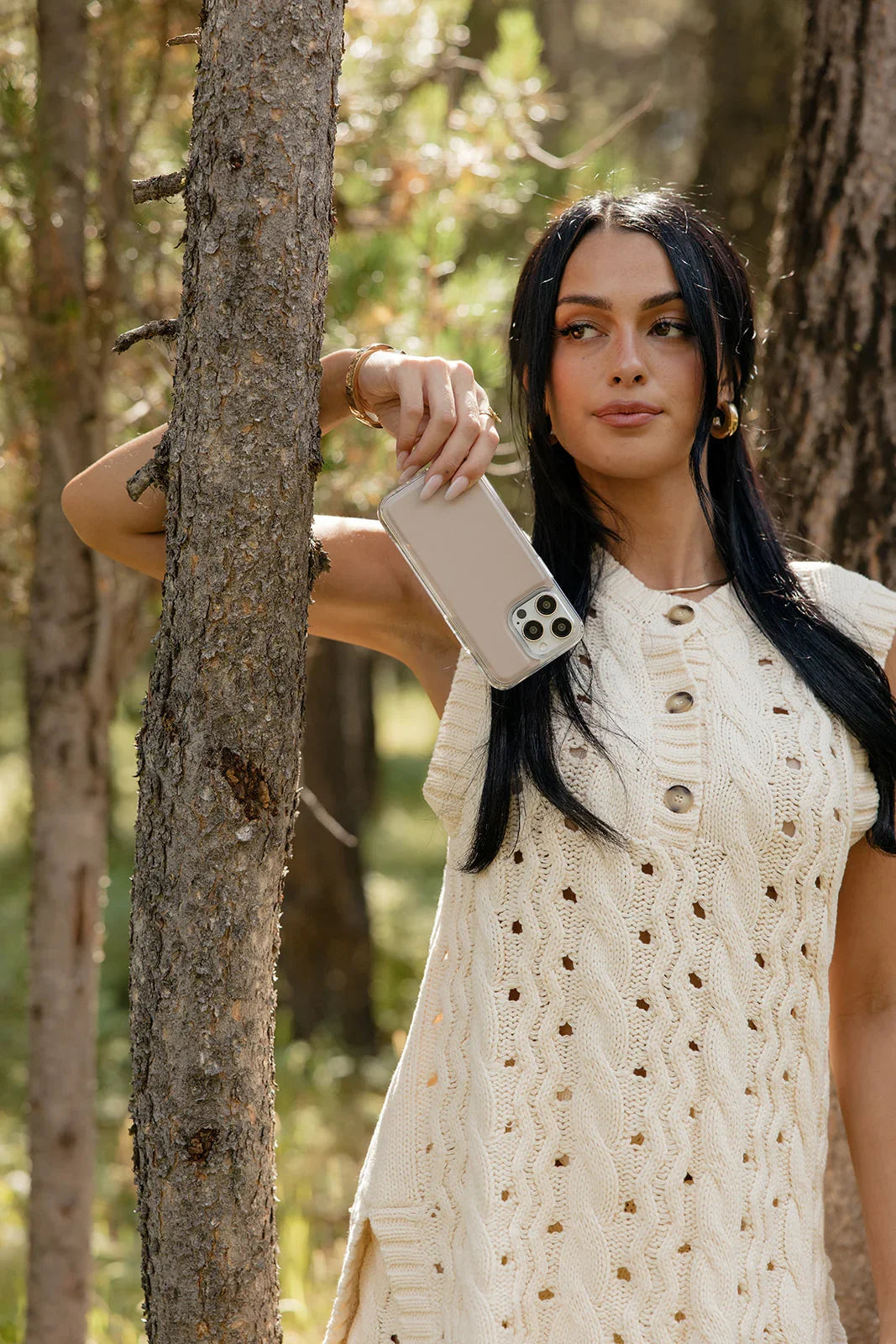 Almond Cream Magnetic Case