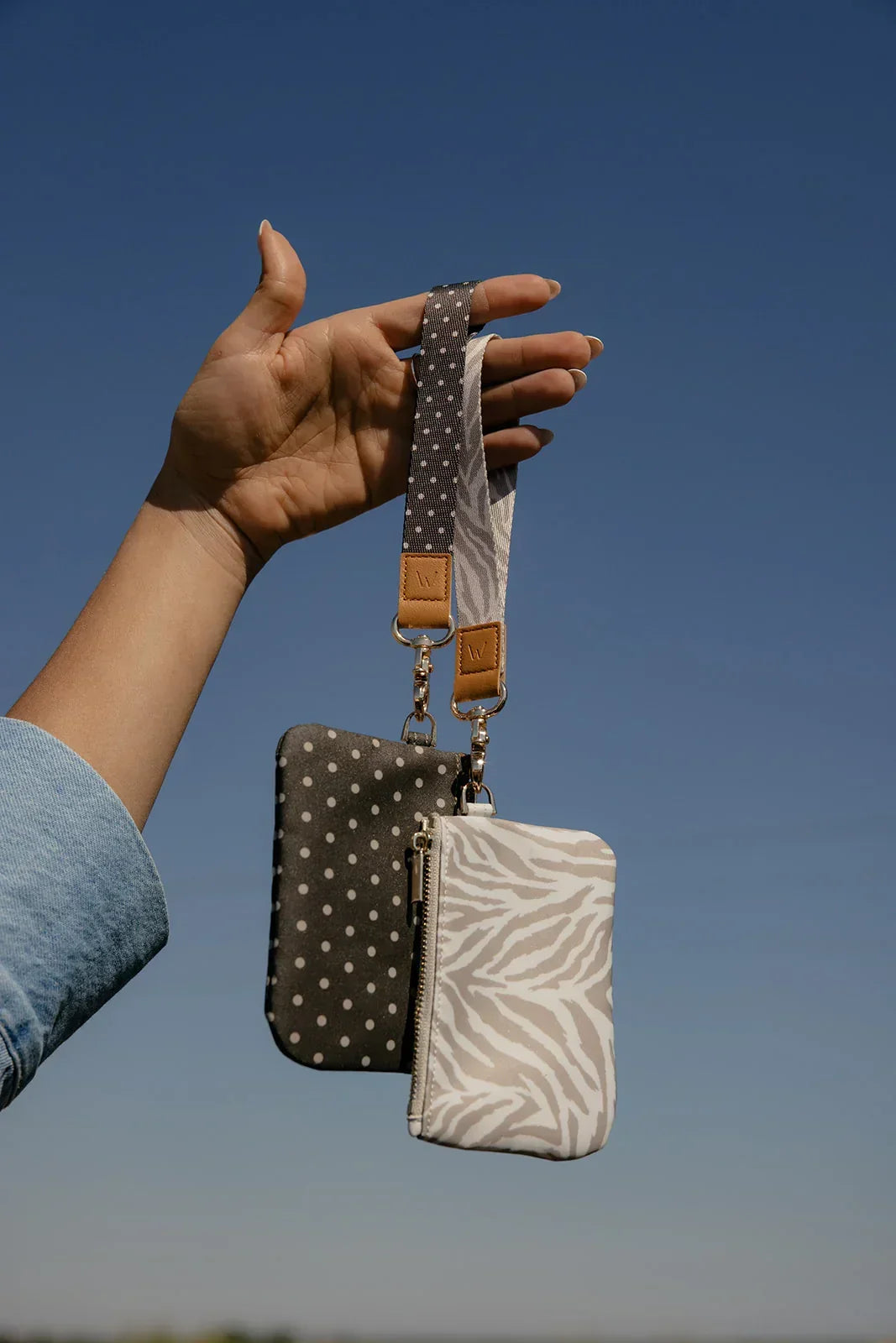 Cocoa Dot Zipper Pouch