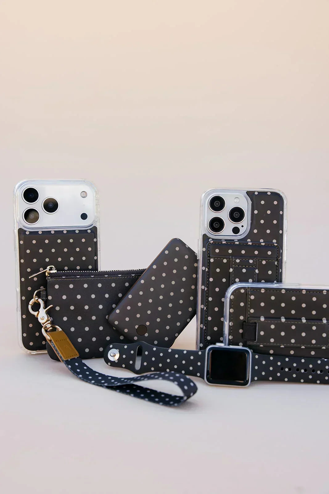 Cocoa Dot Magnetic Wallet